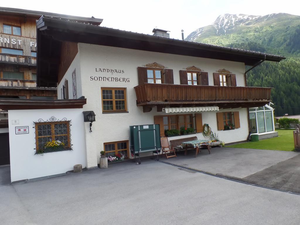 Landhaus Sonnenberg Sankt Anton am Arlberg Buitenkant foto
