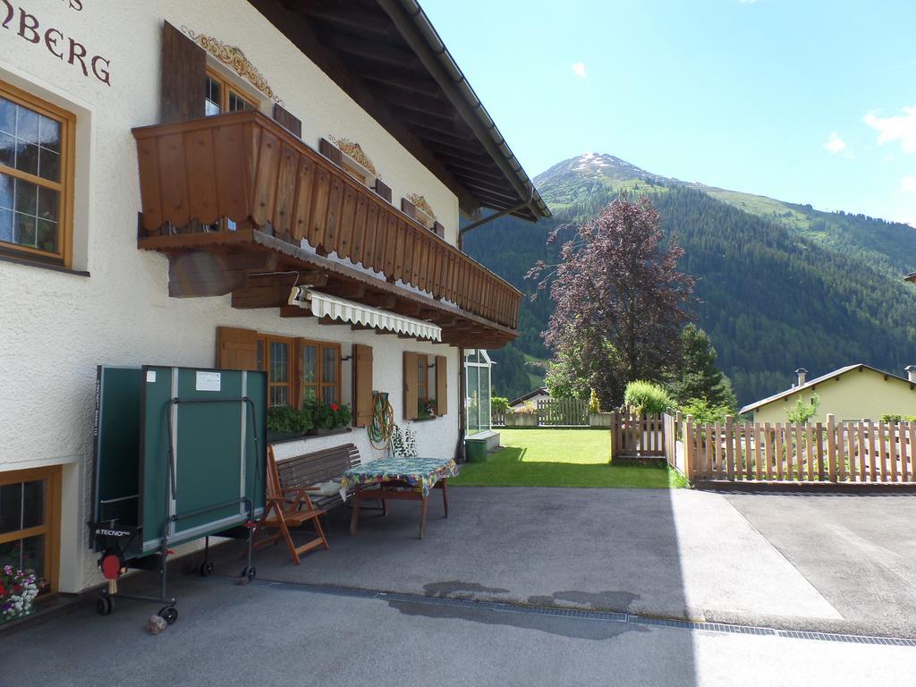 Landhaus Sonnenberg Sankt Anton am Arlberg Buitenkant foto