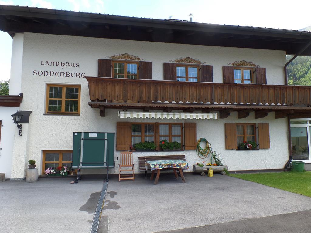 Landhaus Sonnenberg Sankt Anton am Arlberg Buitenkant foto