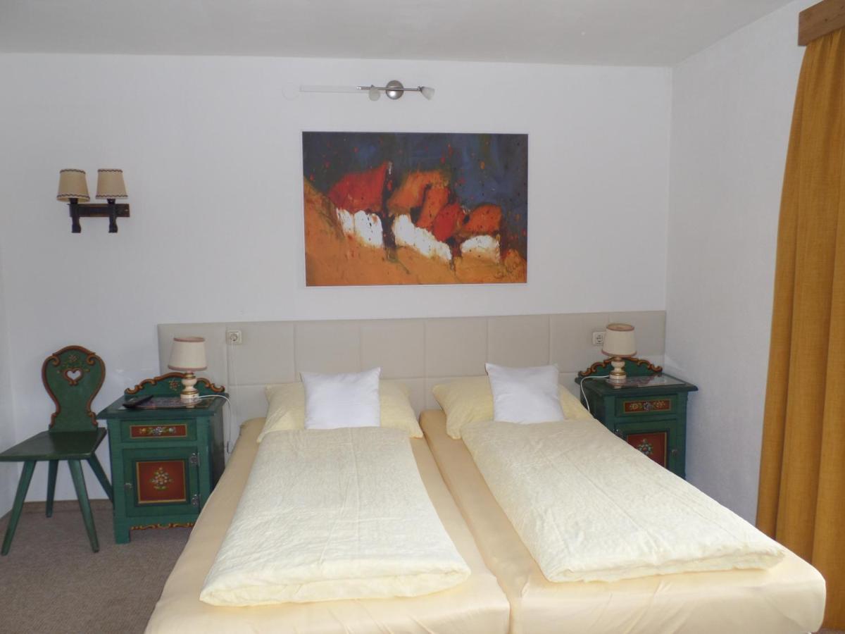 Landhaus Sonnenberg Sankt Anton am Arlberg Kamer foto